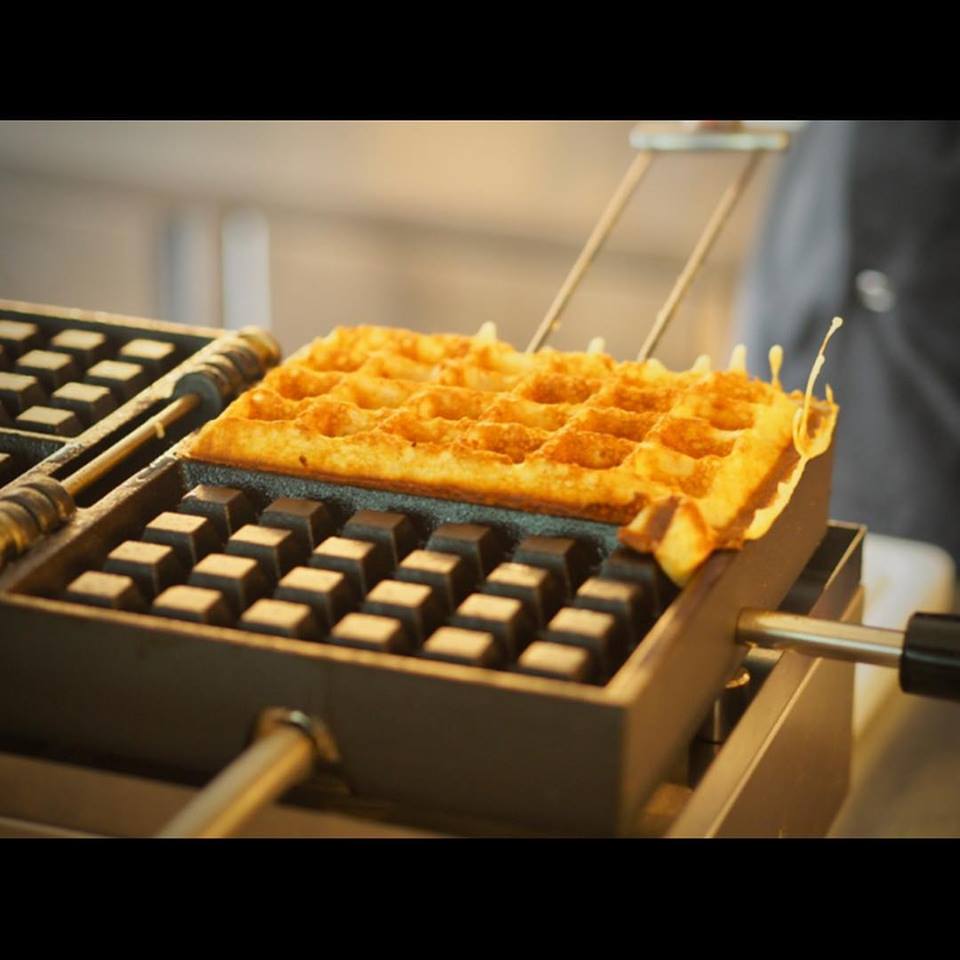 Single waffle iron - 4x6 Brussels
